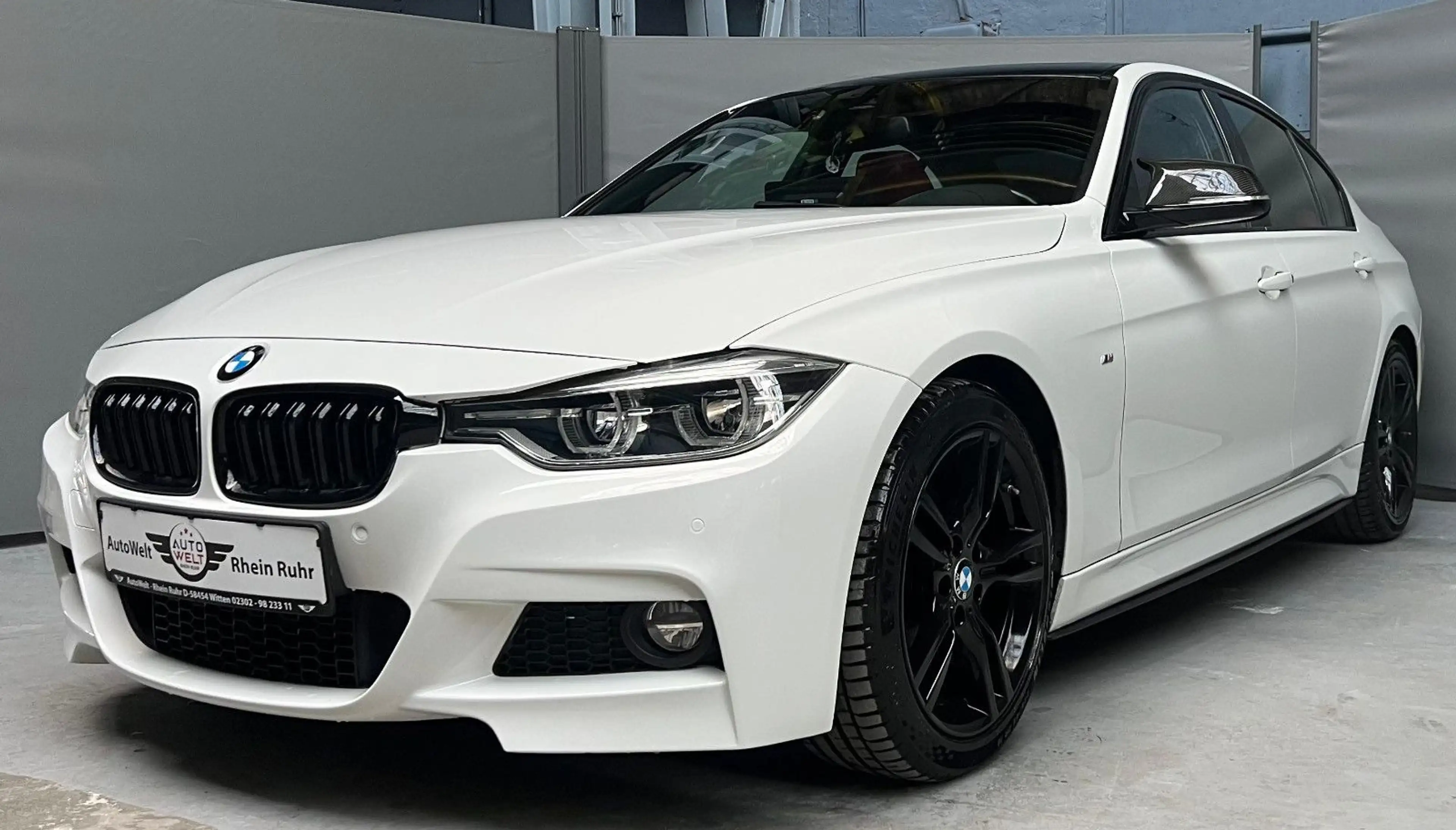 BMW 328 i 330i M-Sportpaket LCI SSD LED HUD Leder