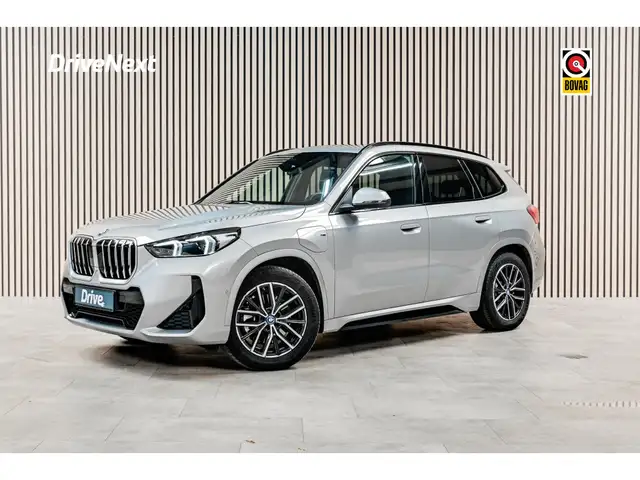 BMW X1 25 e xDrive M Sport | PANO | HARMAN KARDON | STOEL
