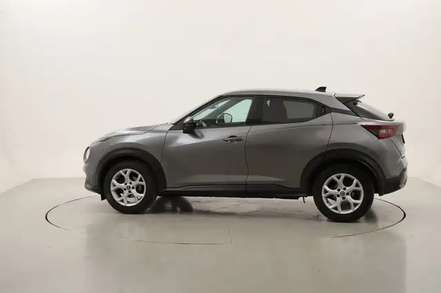 Nissan Juke view 2