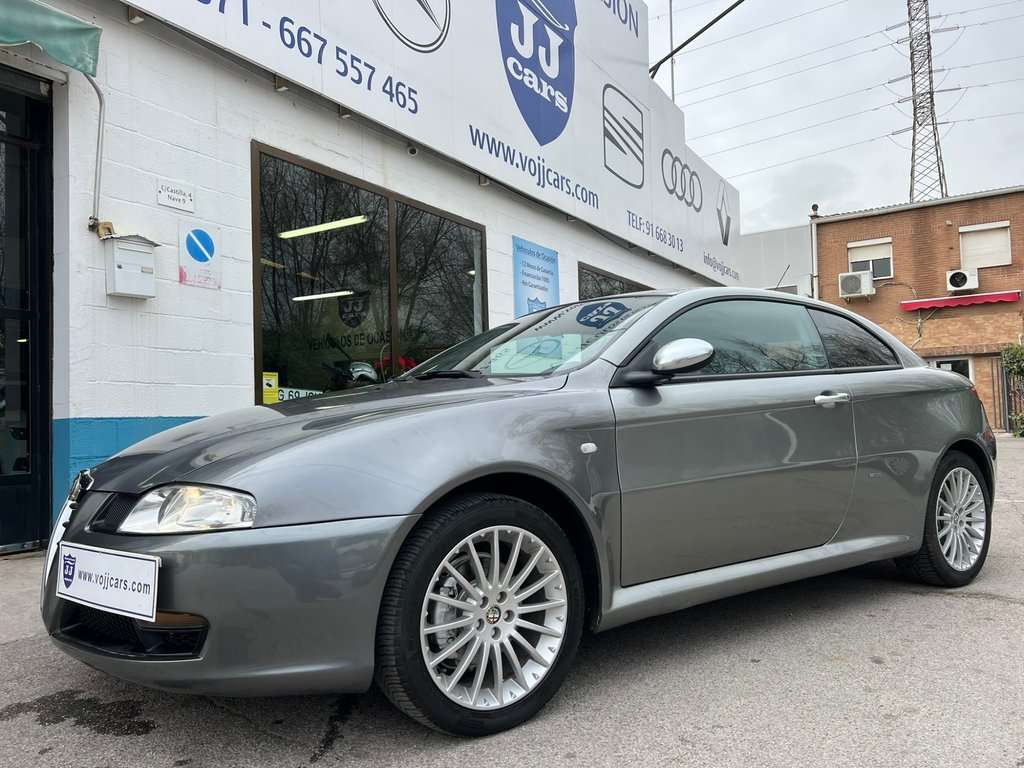 Alfa Romeo GT 2.0 JTS Distinctive - foto 1
