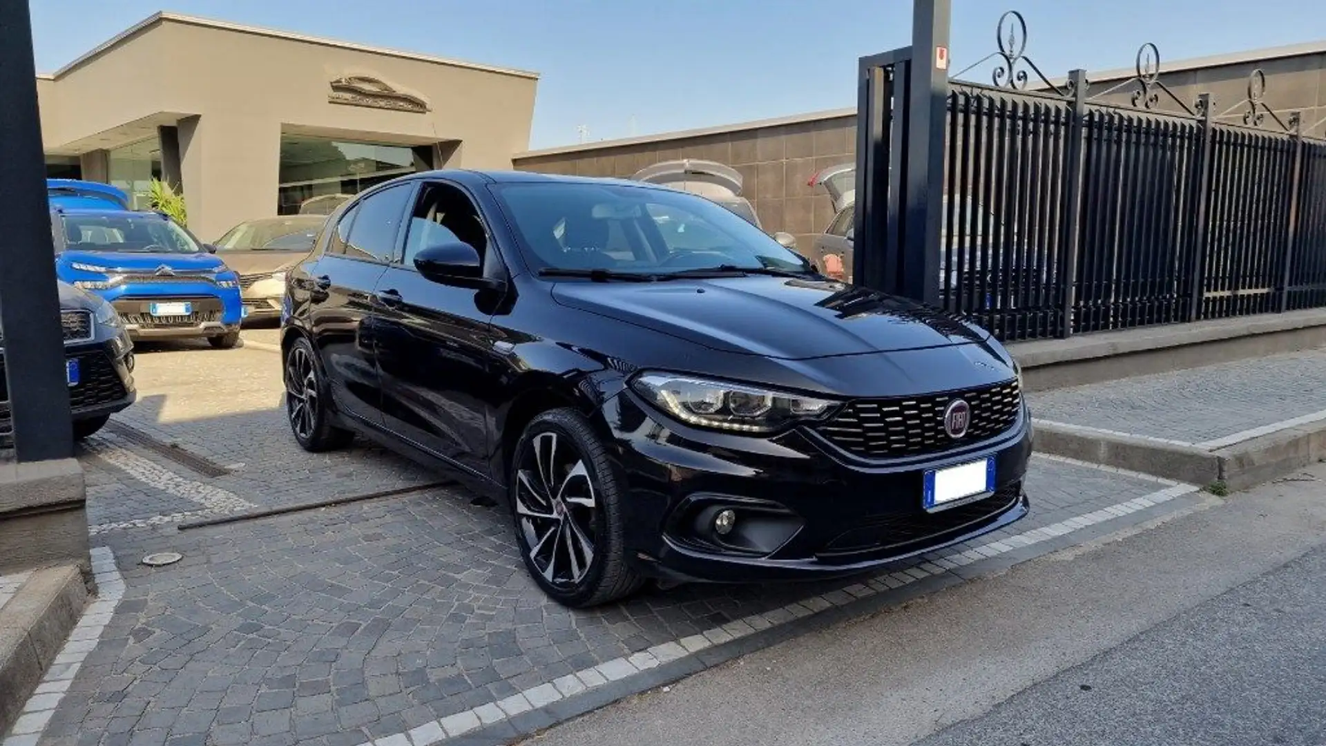 Fiat Tipo 1.6 Mjt S&S DCT 5 porte Lounge Blu/Azzurro - 1