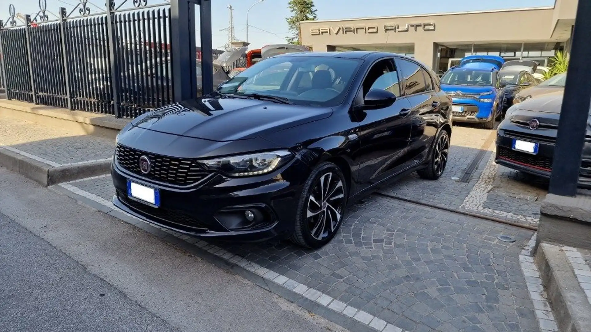 Fiat Tipo 1.6 Mjt S&S DCT 5 porte Lounge Blu/Azzurro - 2