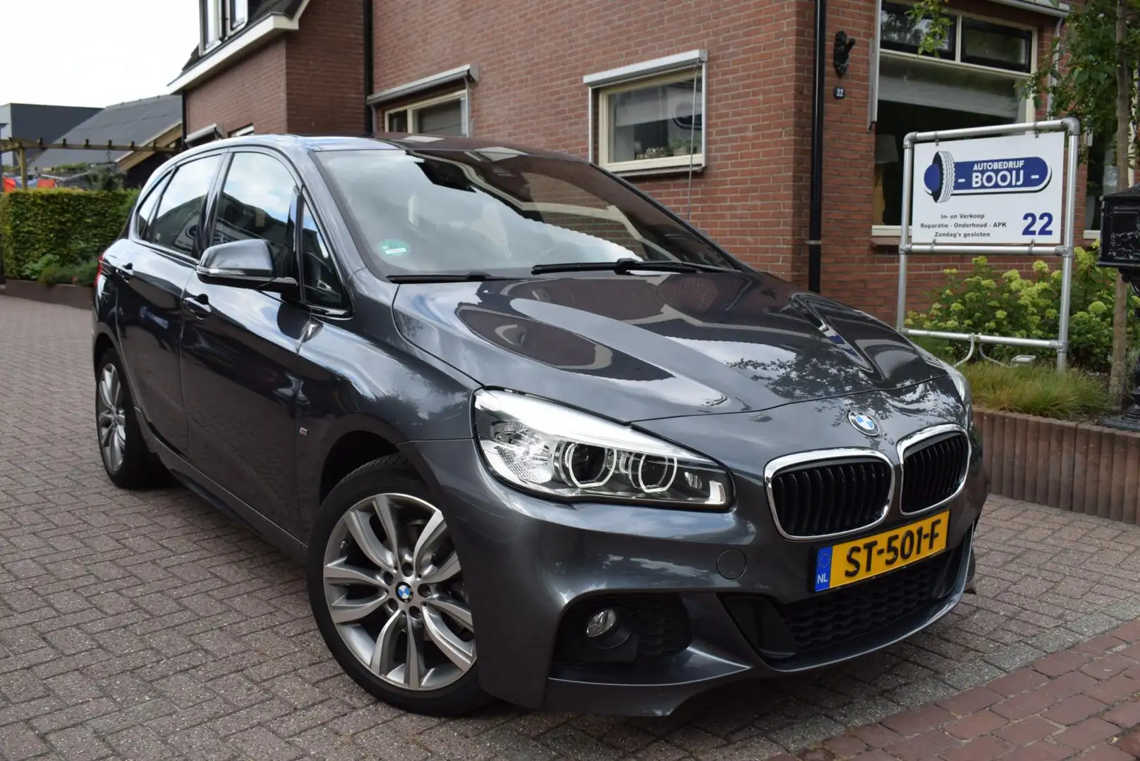 BMW 218 2-serie Active Tourer 218i Executive AUTOM/CRUISE/ Grijs - 2