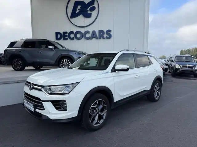 SsangYong Korando // Navigatie - verw.zetels - Bluetooth //