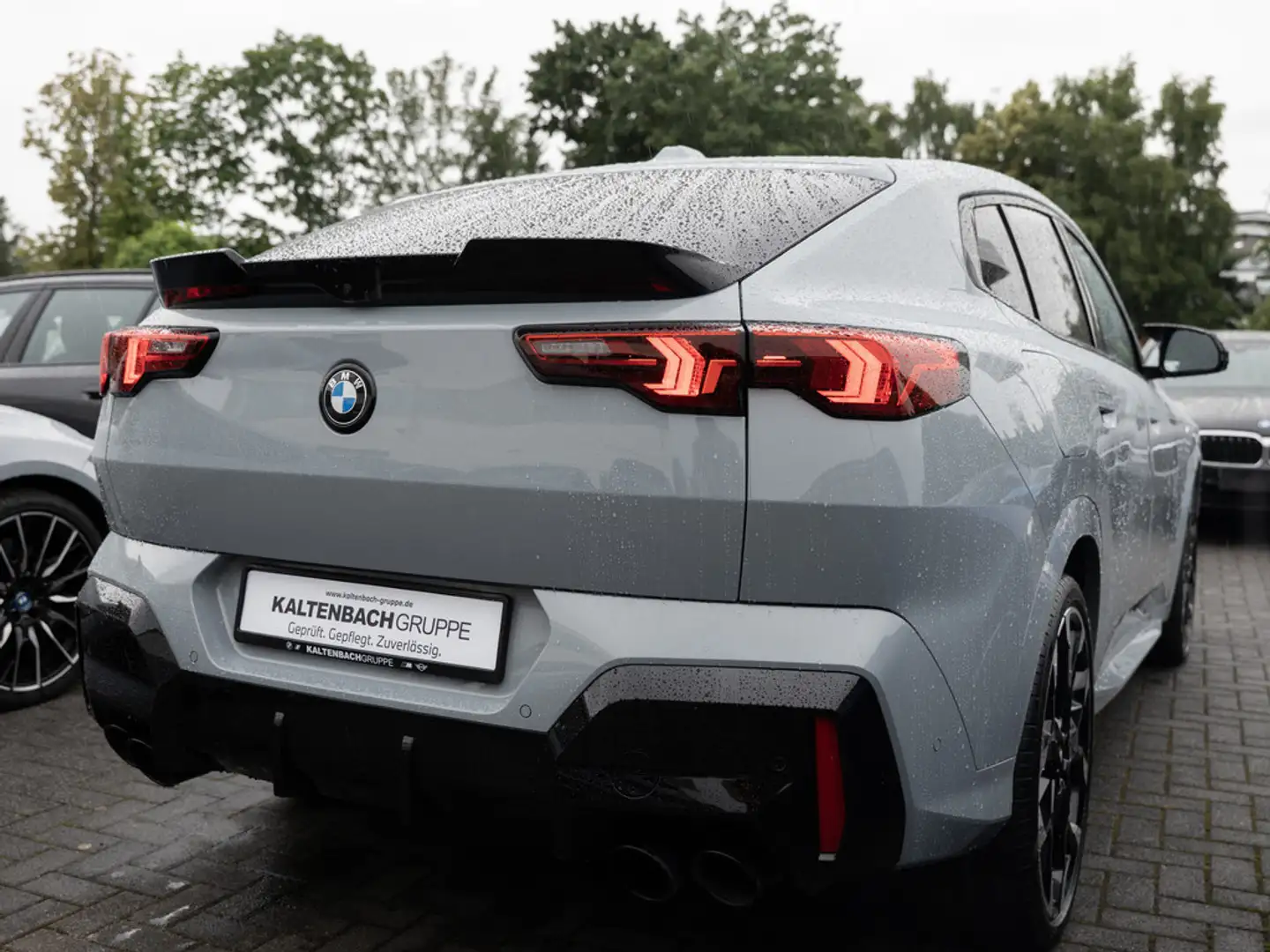 BMW X2 M 35i xDrive HUD LED ALUFELGEN 21 ZOLL ACC Grau - 2