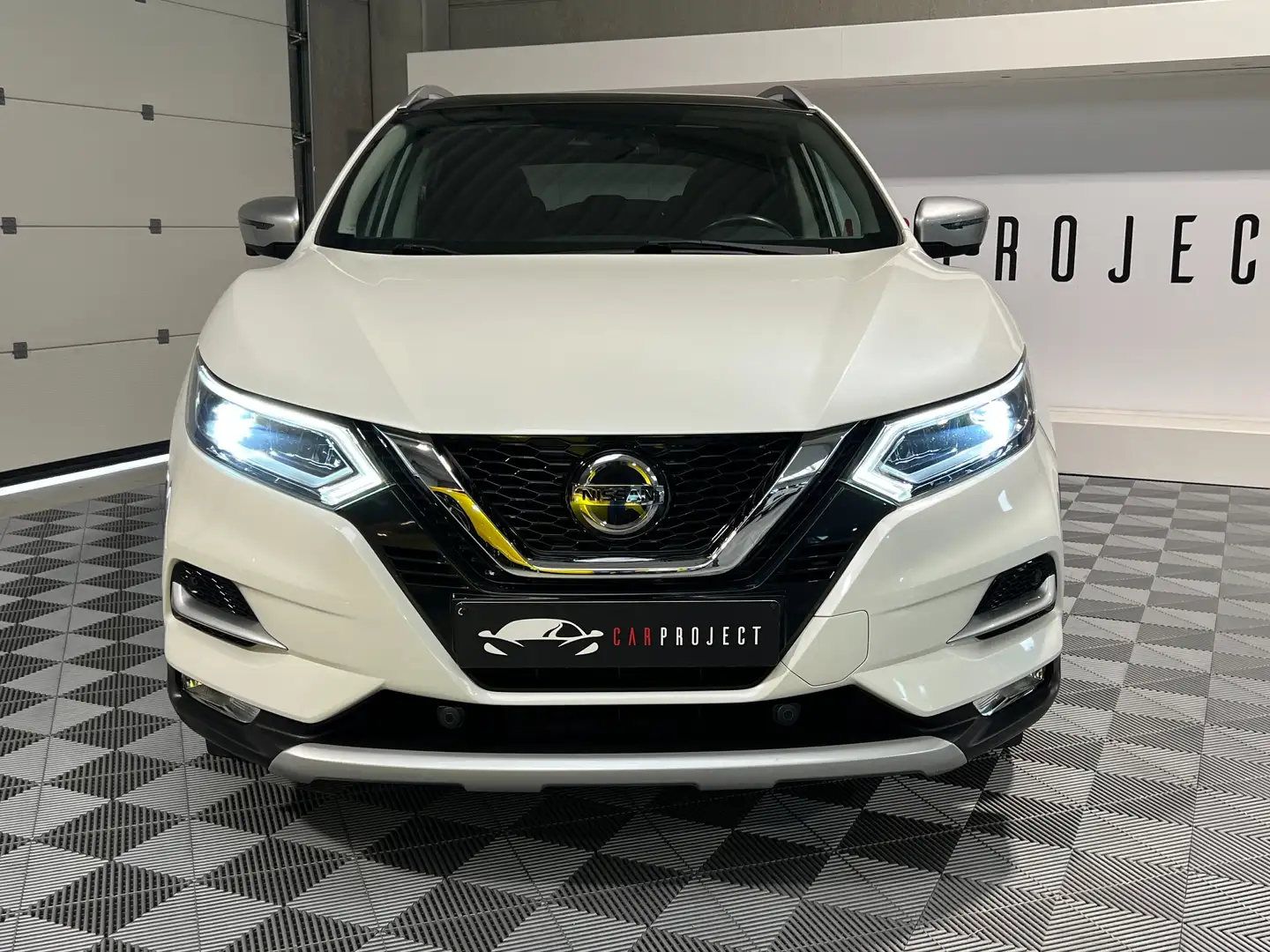 Nissan Qashqai Qashqai 1.3 DIG-T Tekna/GPS/TOIT PANO/CAM 360 Blanc - 2