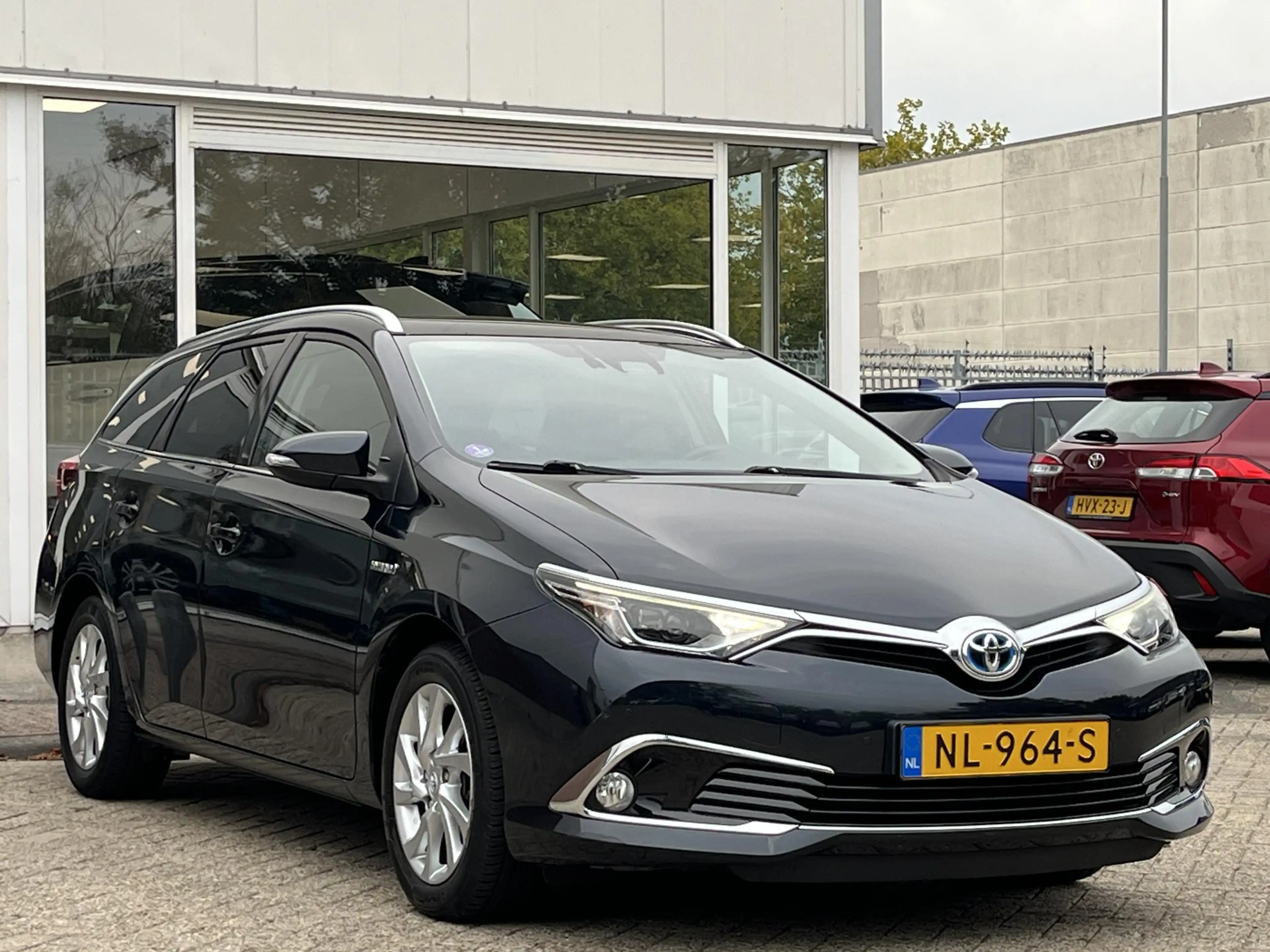 Toyota Auris Touring Sports 1.8 Hybrid Executive / Panoramadak — photo 8