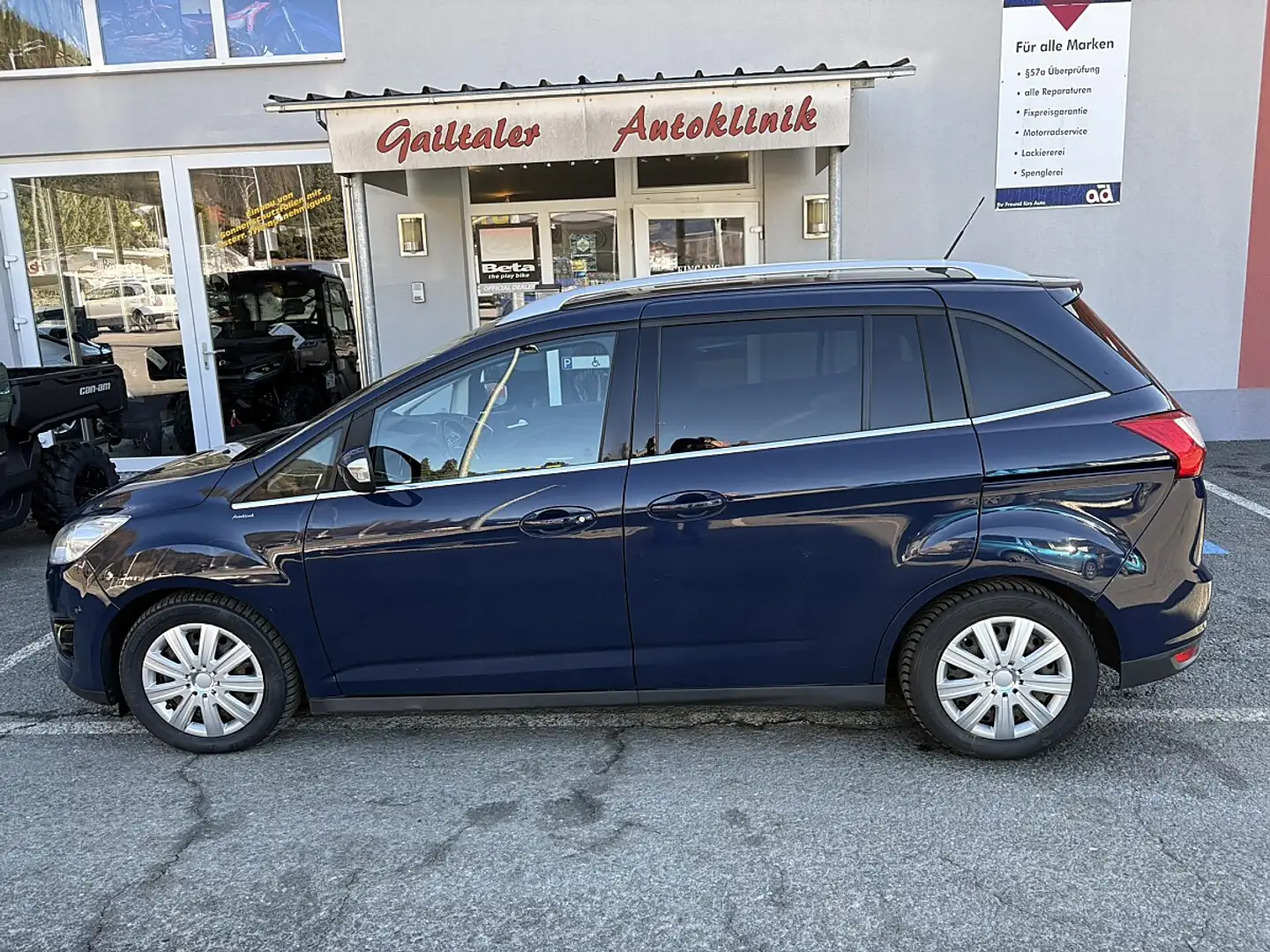 Ford Grand C-Max Grand C-MAX Titanium 2,0 TDCi DPF Blau - 2