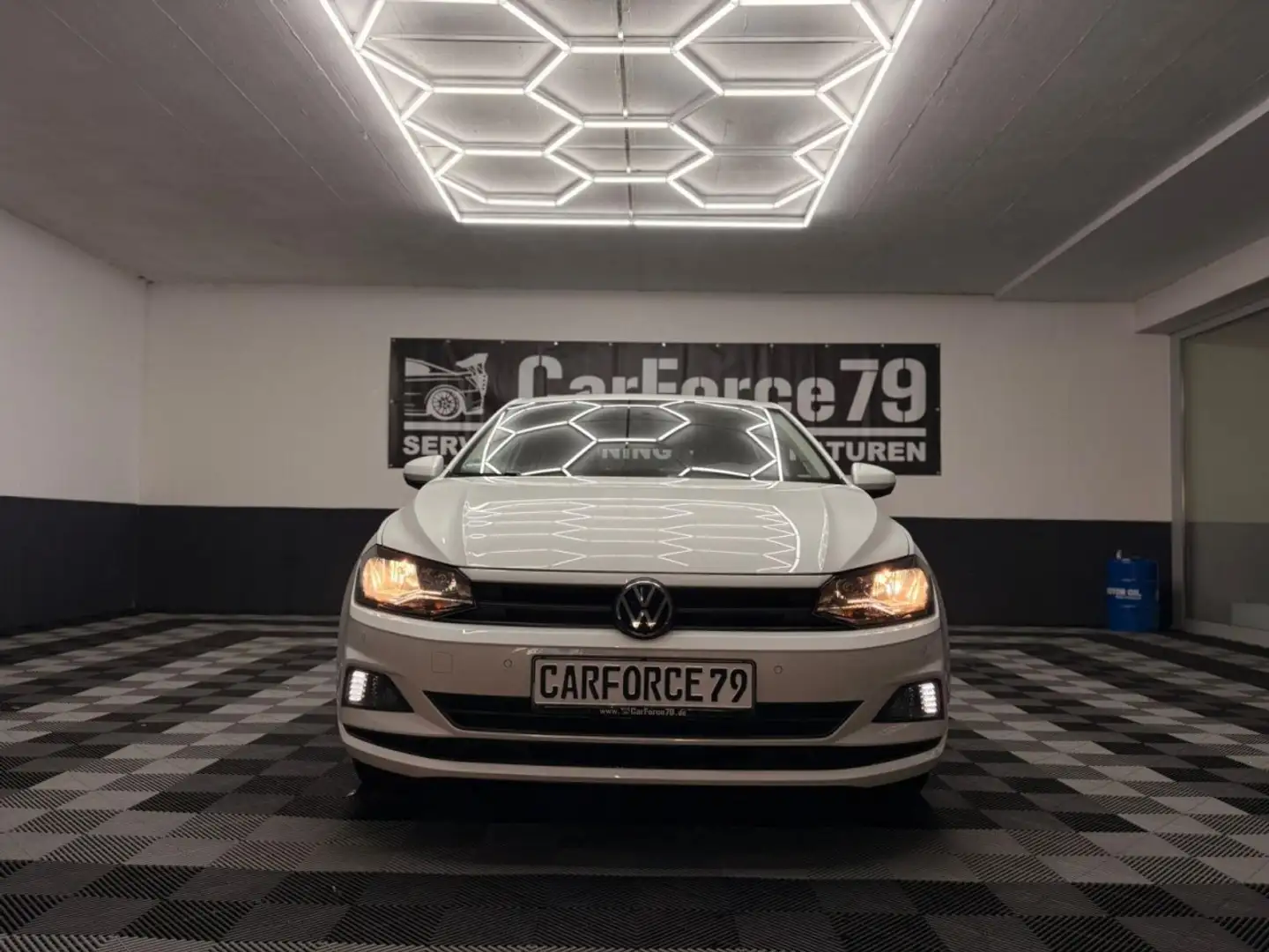 Volkswagen Polo Tempomat PDC Isofix DAB KLIMA 8-Fach Klima Weiß - 2