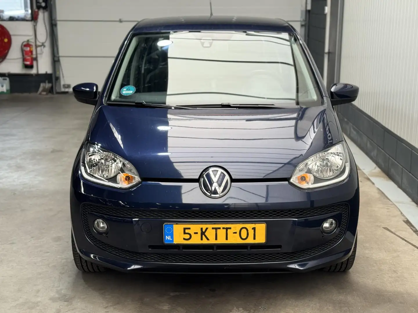 Volkswagen up! 1.0 high up! BlueMotion Bleu - 2