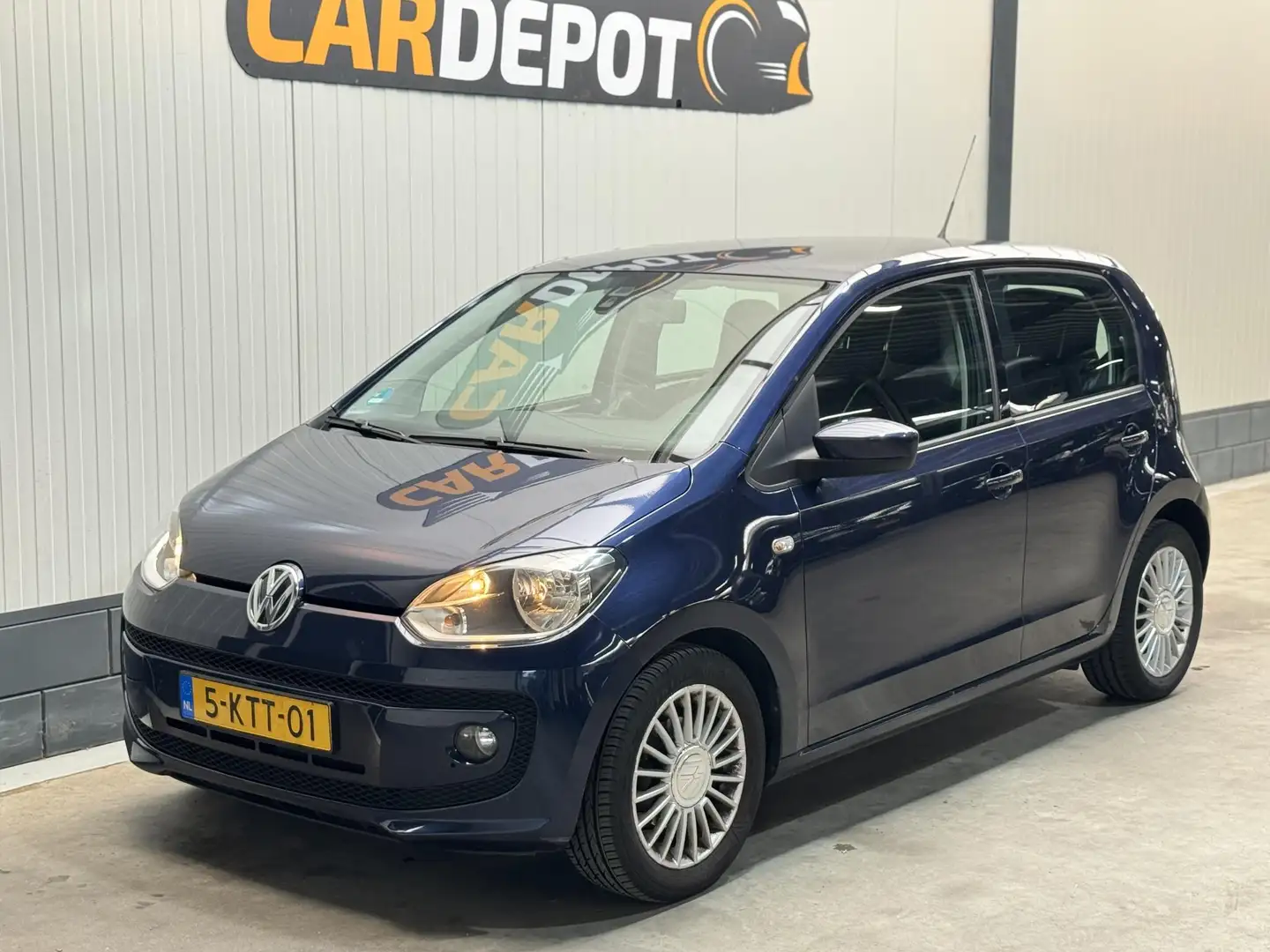 Volkswagen up! 1.0 high up! BlueMotion Bleu - 1
