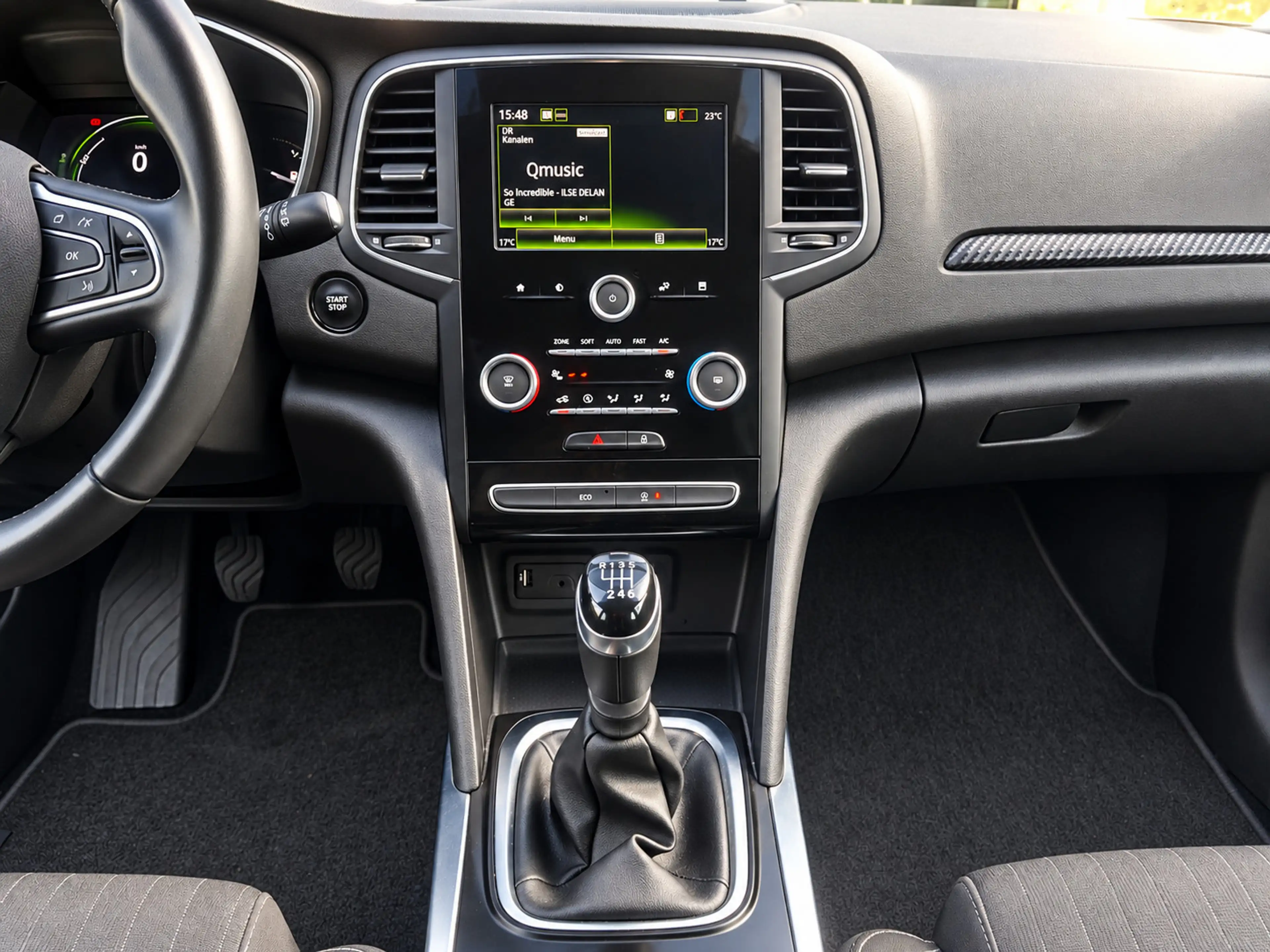 Renault Megane Estate 1.3 TCe Limited |Cruise|Navi|PDC|NAP| — photo 8