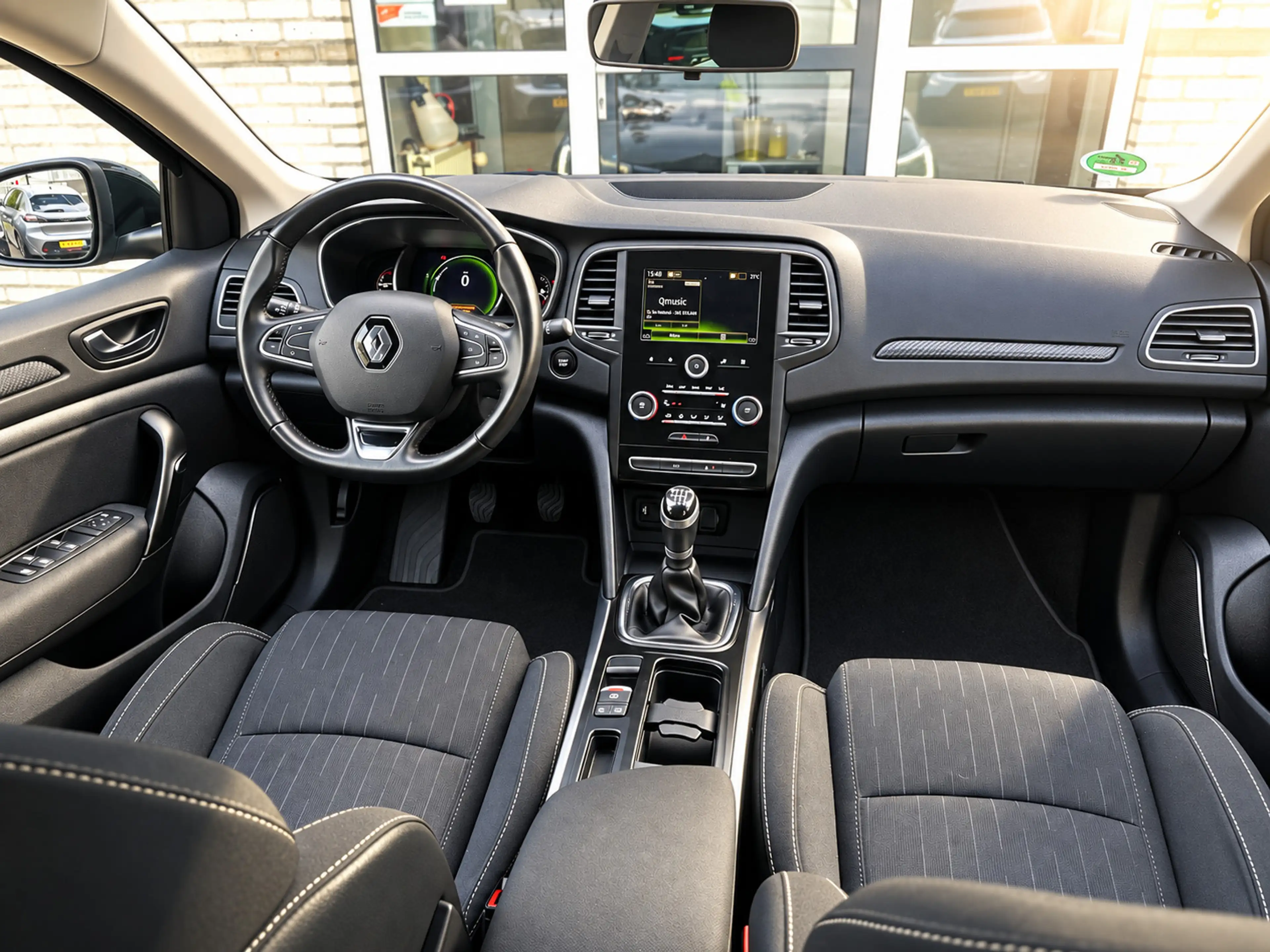 Renault Megane Estate 1.3 TCe Limited |Cruise|Navi|PDC|NAP| — photo 7