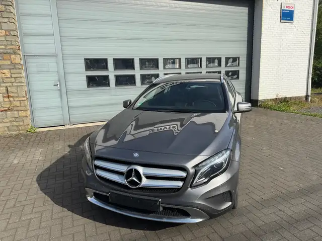 Mercedes-Benz GLA 200 GLA 200 (156.943)