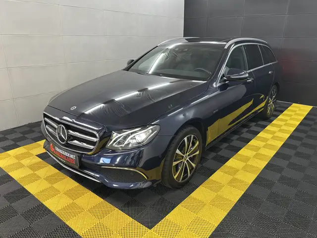 Mercedes-Benz E 300 de+ACC+Pano+Ambiente+Kam+Keyless+Digital