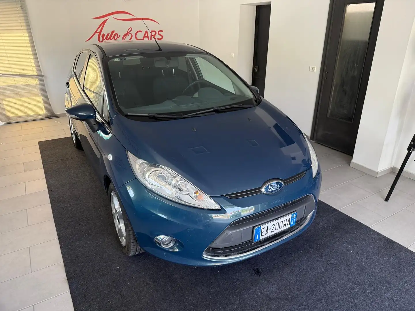 Ford Fiesta Fiesta VI 2008 5p 1.4 tdci Titanium Albastru - 2
