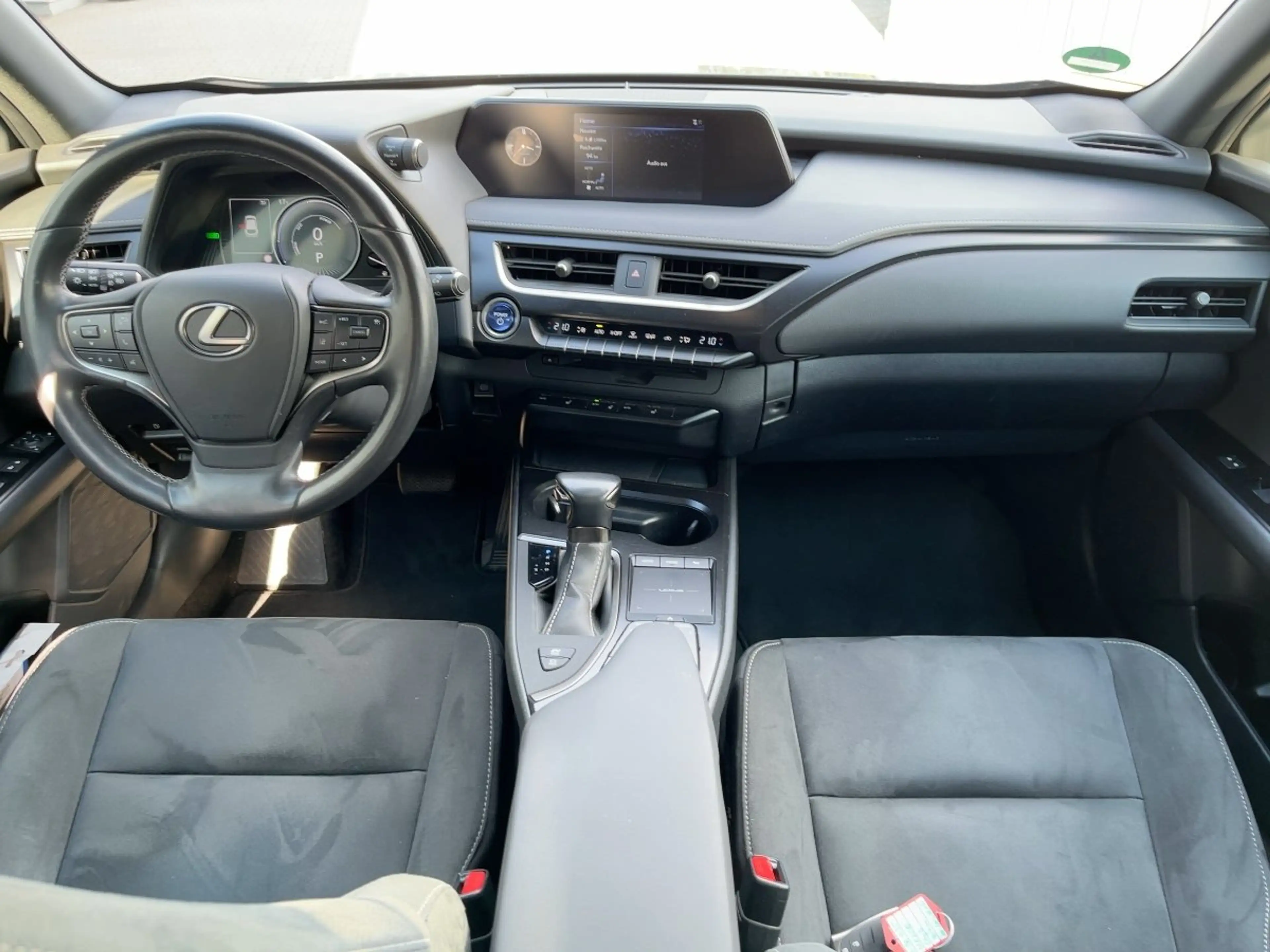Lexus UX 250h Style Edition ACC*KAM*SHZ*DAB — photo 11