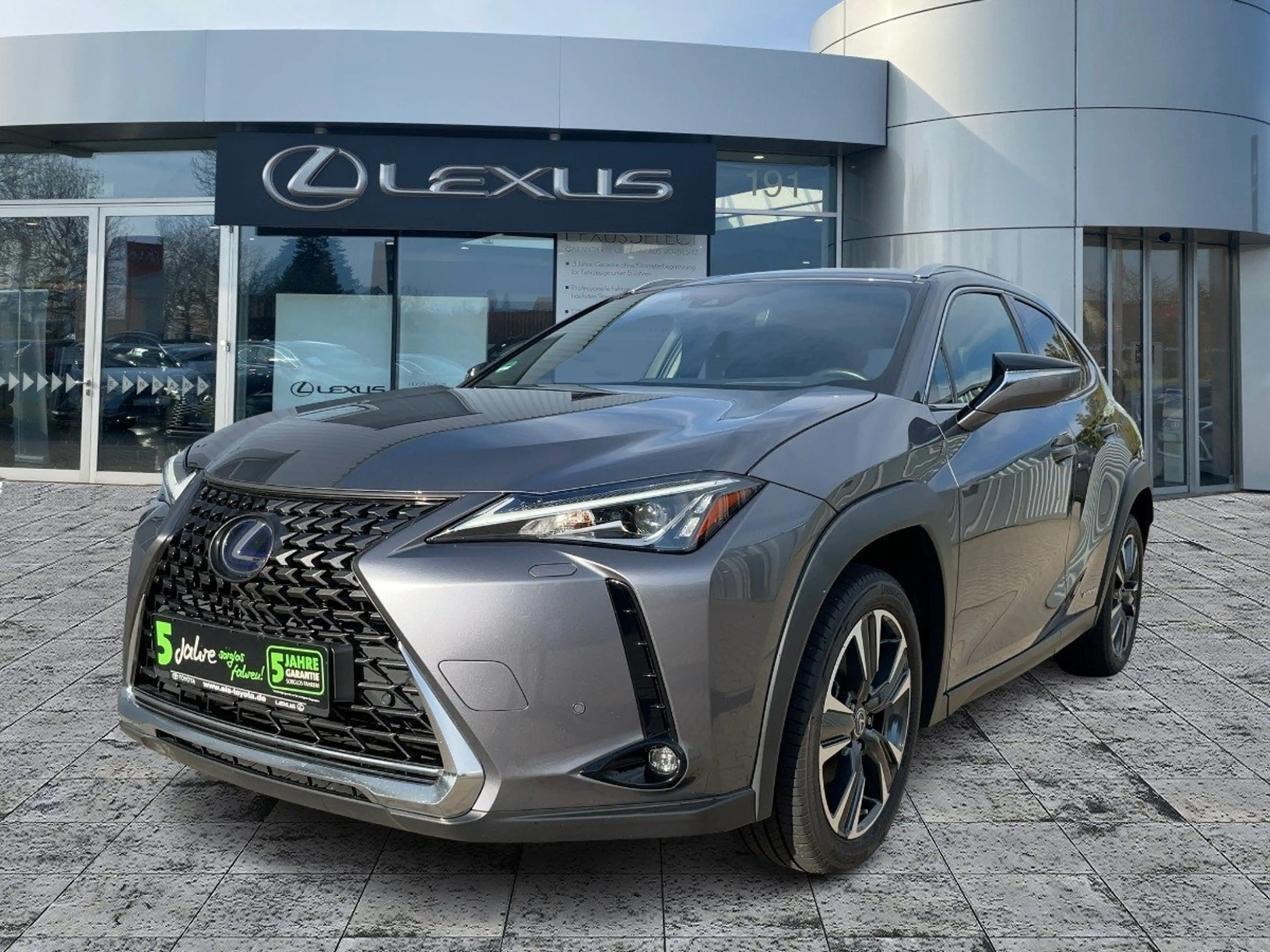 Lexus UX 250h Style Edition ACC*KAM*SHZ*DAB — photo 2