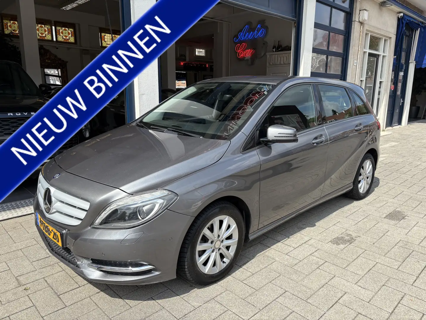 Mercedes-Benz B 180 Ambition ZIE TEKST/ NAVI/AIRCO/CRUISE Grijs - 1