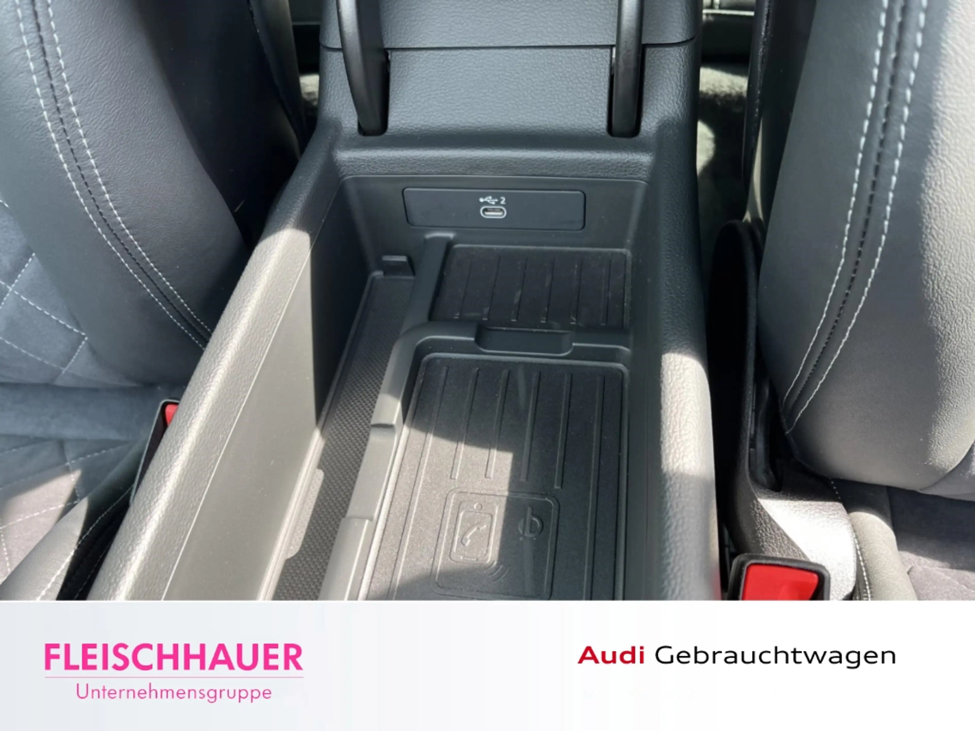 Audi RS4 Avant 2.9 TFSI quattro AHK+B&O+PANO+KAMERA+MATRIX — photo 15