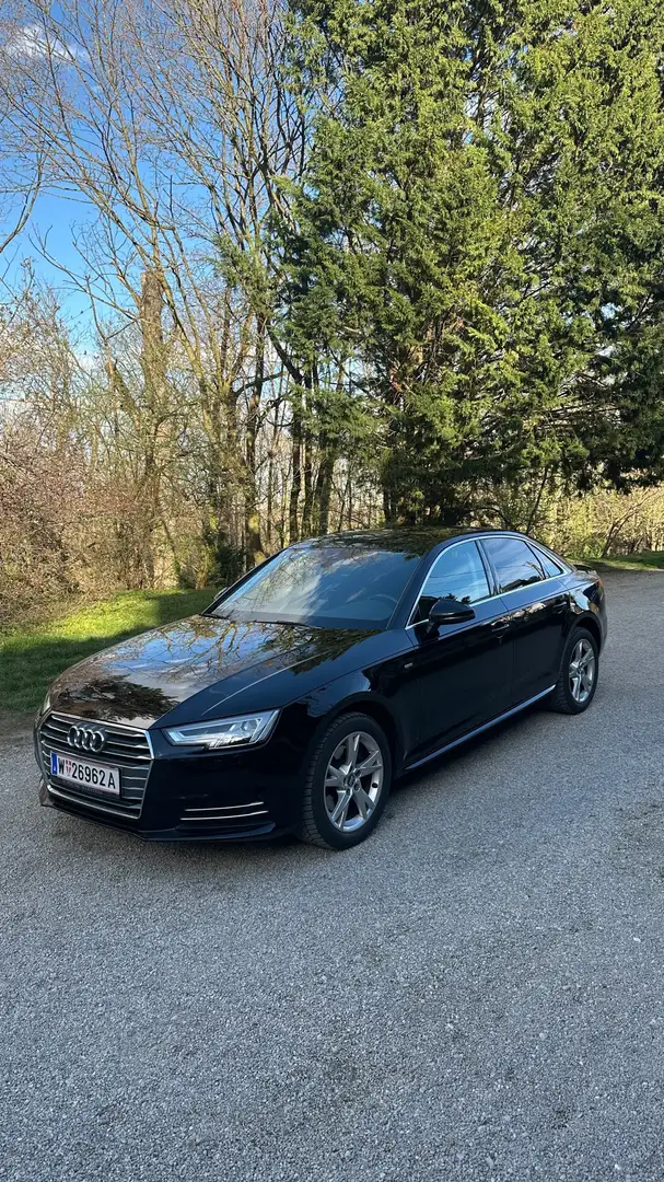 Audi A4 2,0 TDI, Automatik S Line, Sportsitze - 1