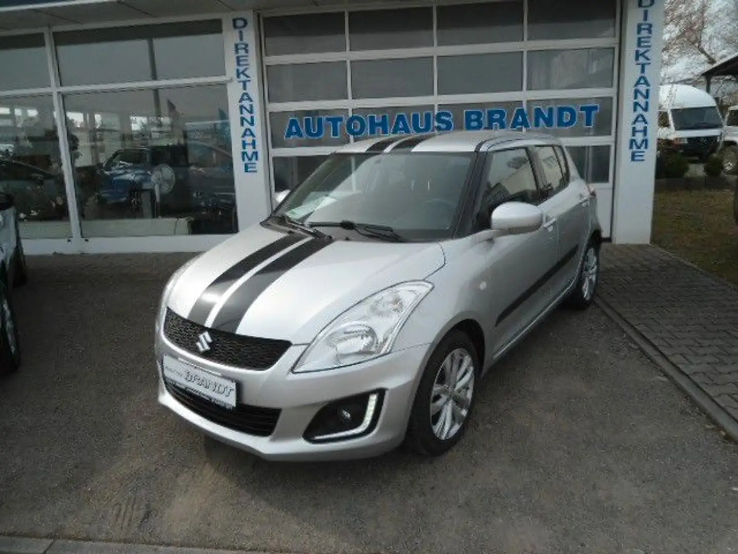 Suzuki Swift 1.2 Club Automatik Silber - 1