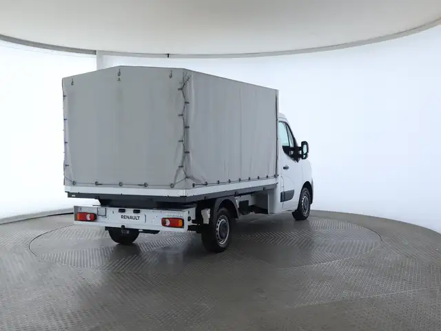 Renault Master view 4