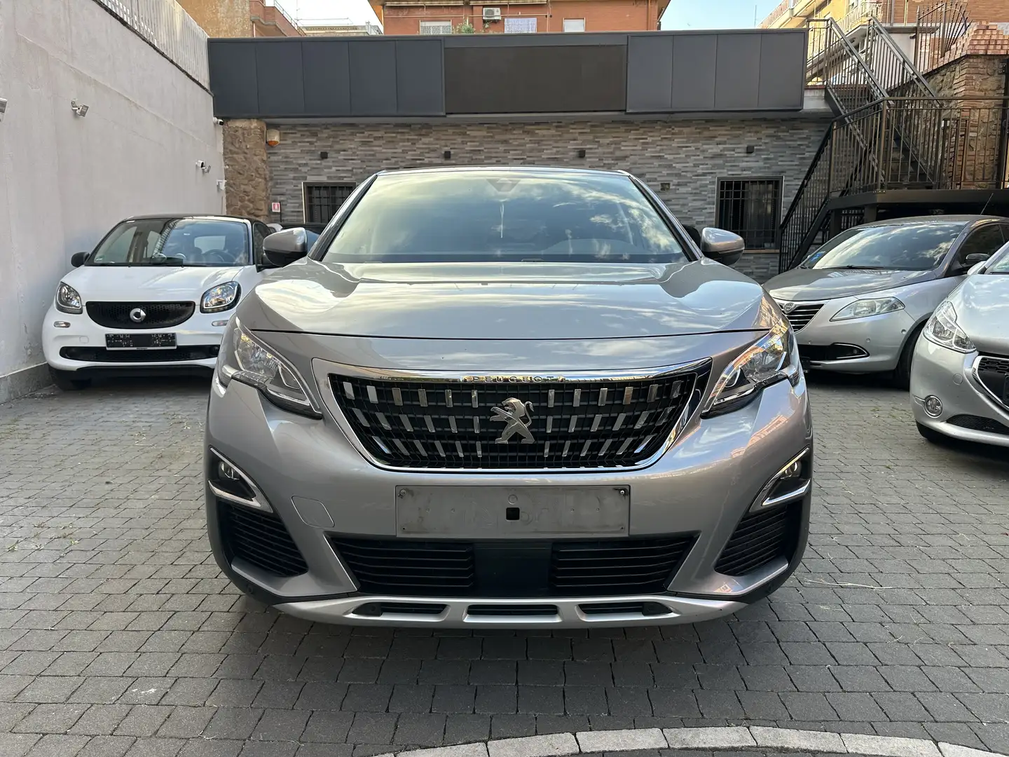 Peugeot 3008 1.2 puretech t Allure s&s 130cv Gris - 2