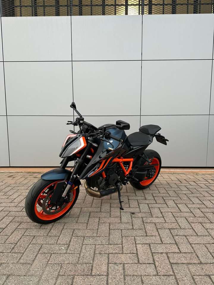 KTM 1290 Super Duke R