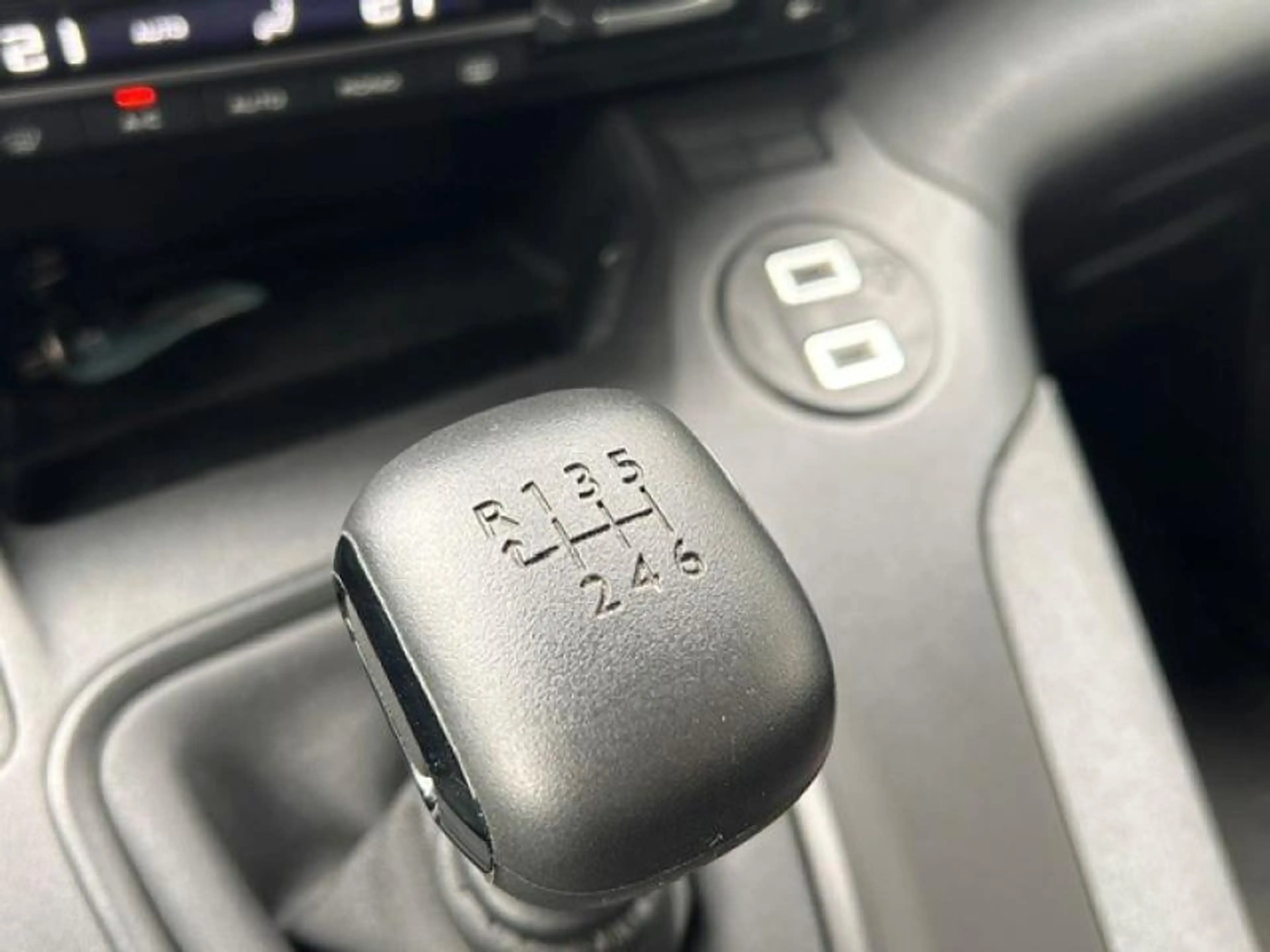 Peugeot Rifter Allure — photo 8
