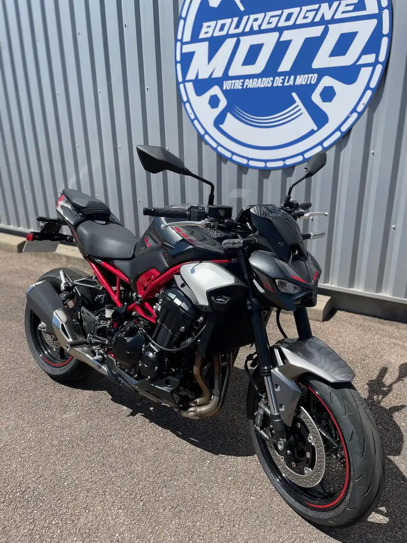 Kawasaki Z 900 Rouge - 2