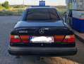 Mercedes-Benz 260 W124 Blau - thumbnail 3