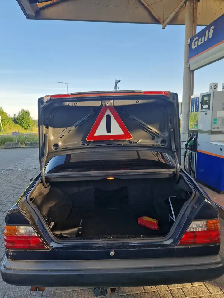Mercedes-Benz 260 W124, foto 9