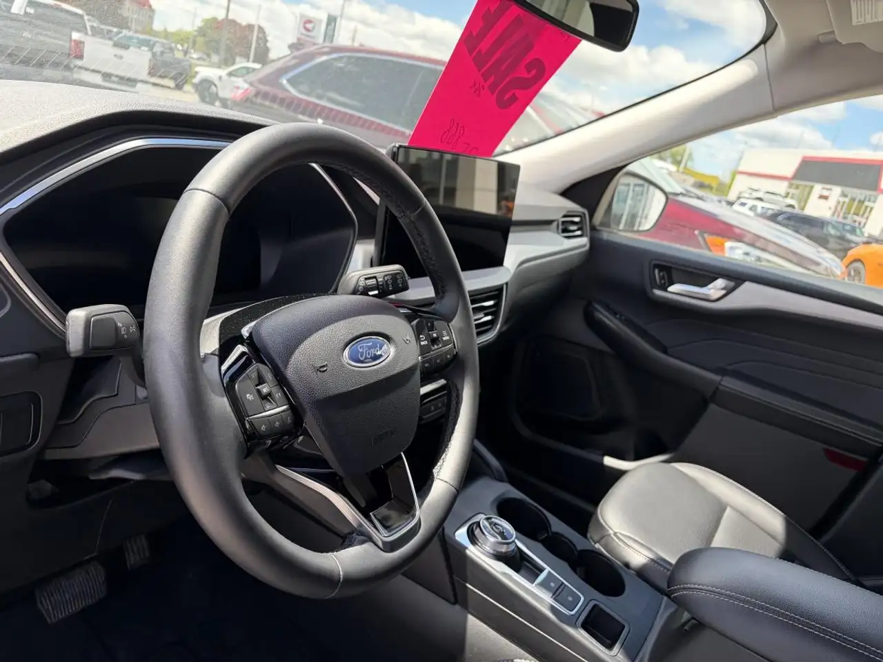 Ford Escape снимка Ford Escape