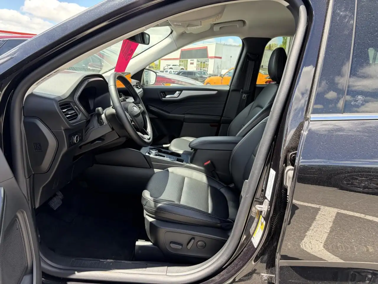 Ford Escape снимка Ford Escape