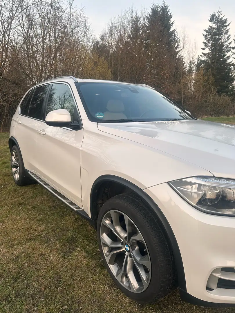 BMW X5 xDrive 40 d Blanc - 2