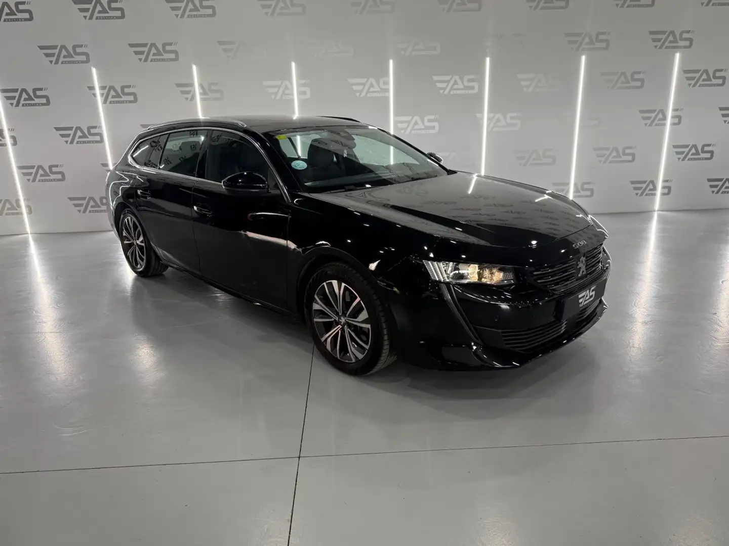 Peugeot 508 SW 2.0BlueHDI Allure EAT6 180 Noir - 2