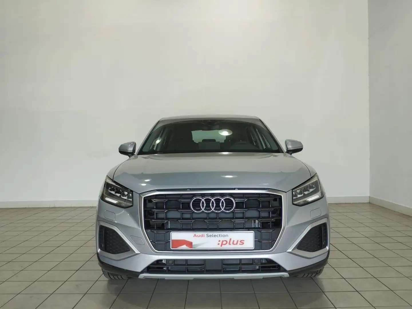 Audi Q2 30 TDI Advanced 85kW Gris - 2