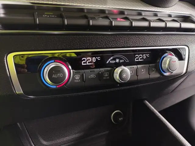 Audi Q2 view 14