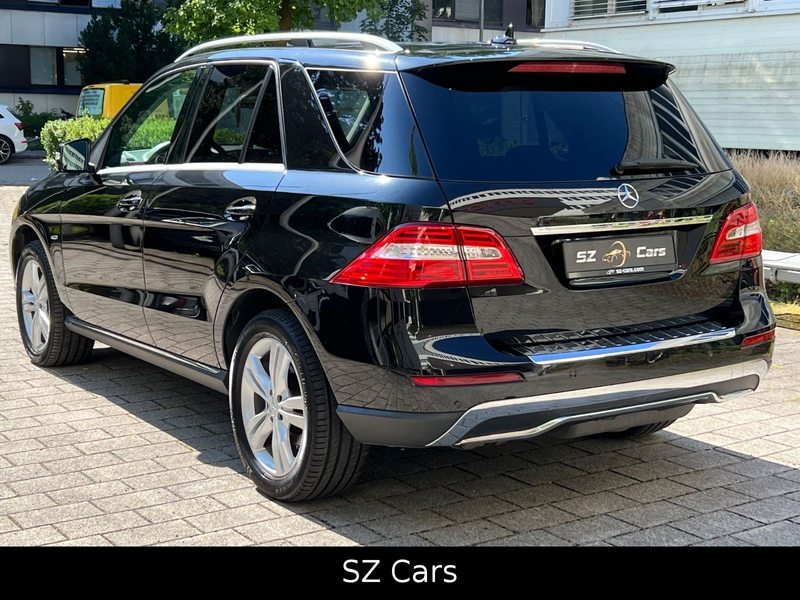 Mercedes-Benz ML 350 CDI BlueTec 4Matic* — photo 9
