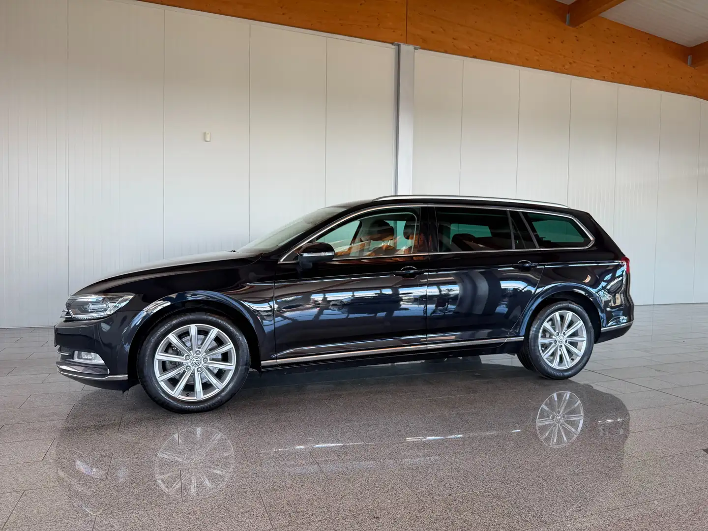 Volkswagen Passat Variant Highline BMT/Start-Stopp Schwarz - 1