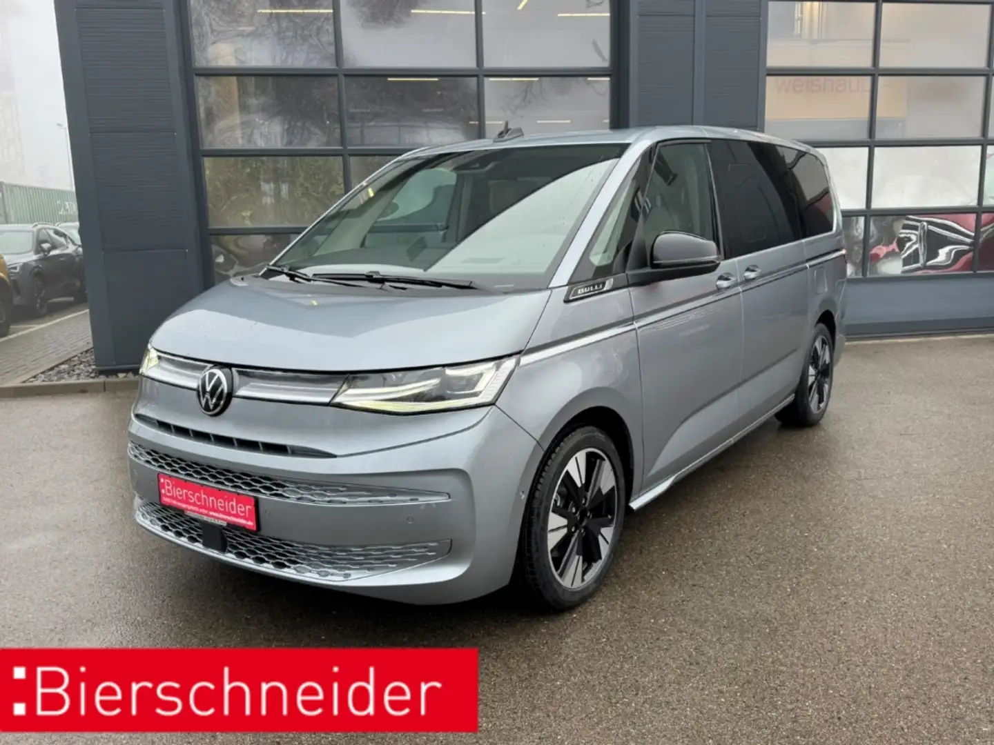 Volkswagen T7 Multivan LÜ 2.0 TDI DSG Style 7-S. IQ.LIGHT HUD PANORAMA AH Silber - 1