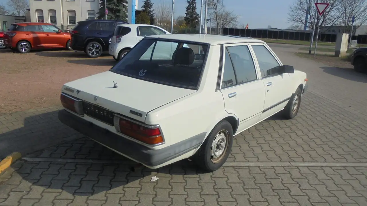 Mazda 323, foto 6
