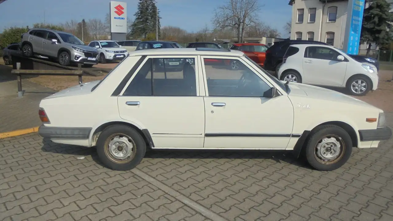 Mazda 323, foto 7