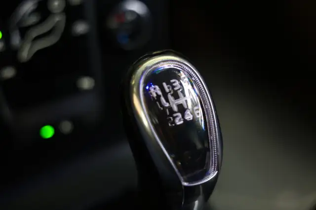 Volvo V40 view 22