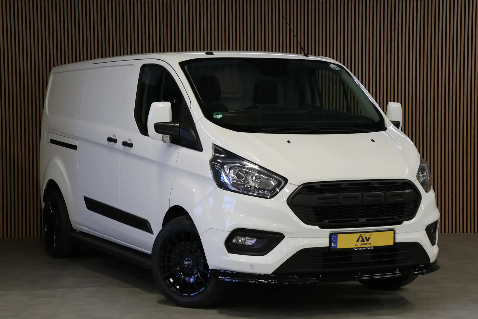 Ford Transit Custom 320 2.0 TDCI 190 PK L2H1 | Raptor Edition | Camera Weiß - 2