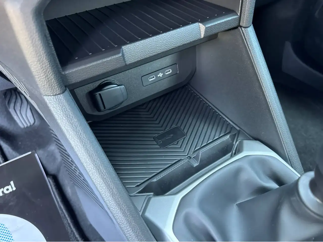 Dacia Duster 2026 — фото 11