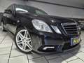 Mercedes-Benz E 200 Avantgarde 136cv  AMG LINE//NAVIGATION/GARANTIE Noir - thumbnail 2