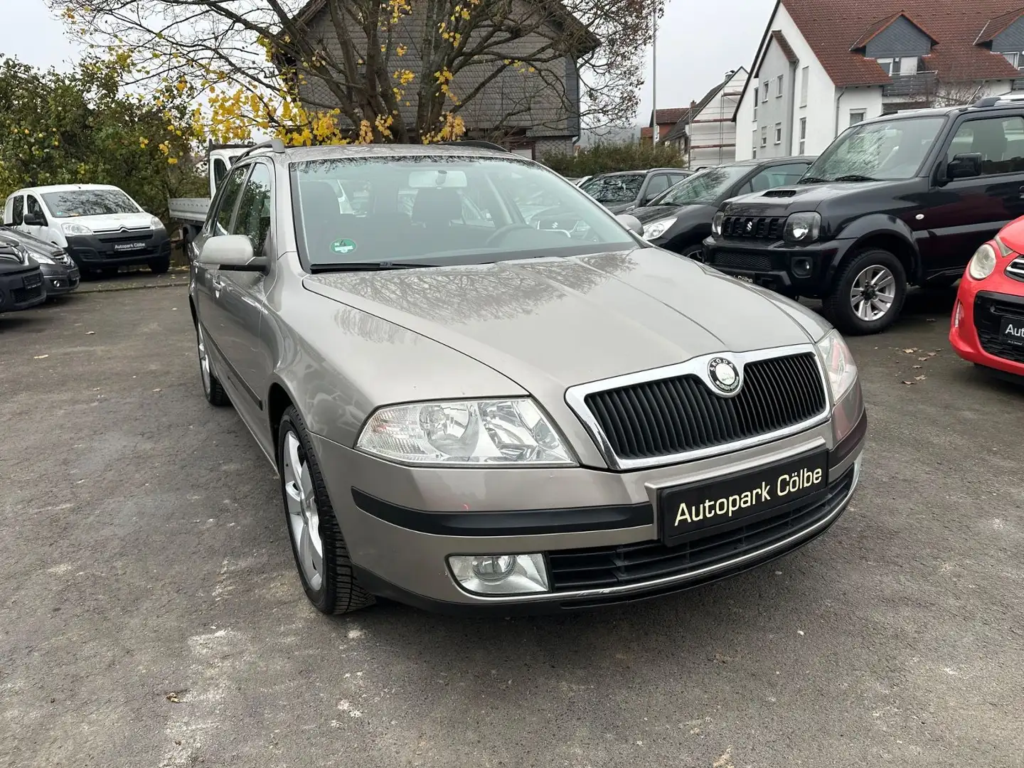 Skoda Octavia Combi Team Edition Beige - 2