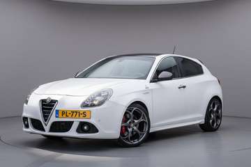 1.7 TBi 241pk Quadrifoglio Verde Pano|Bose|Alcanta
